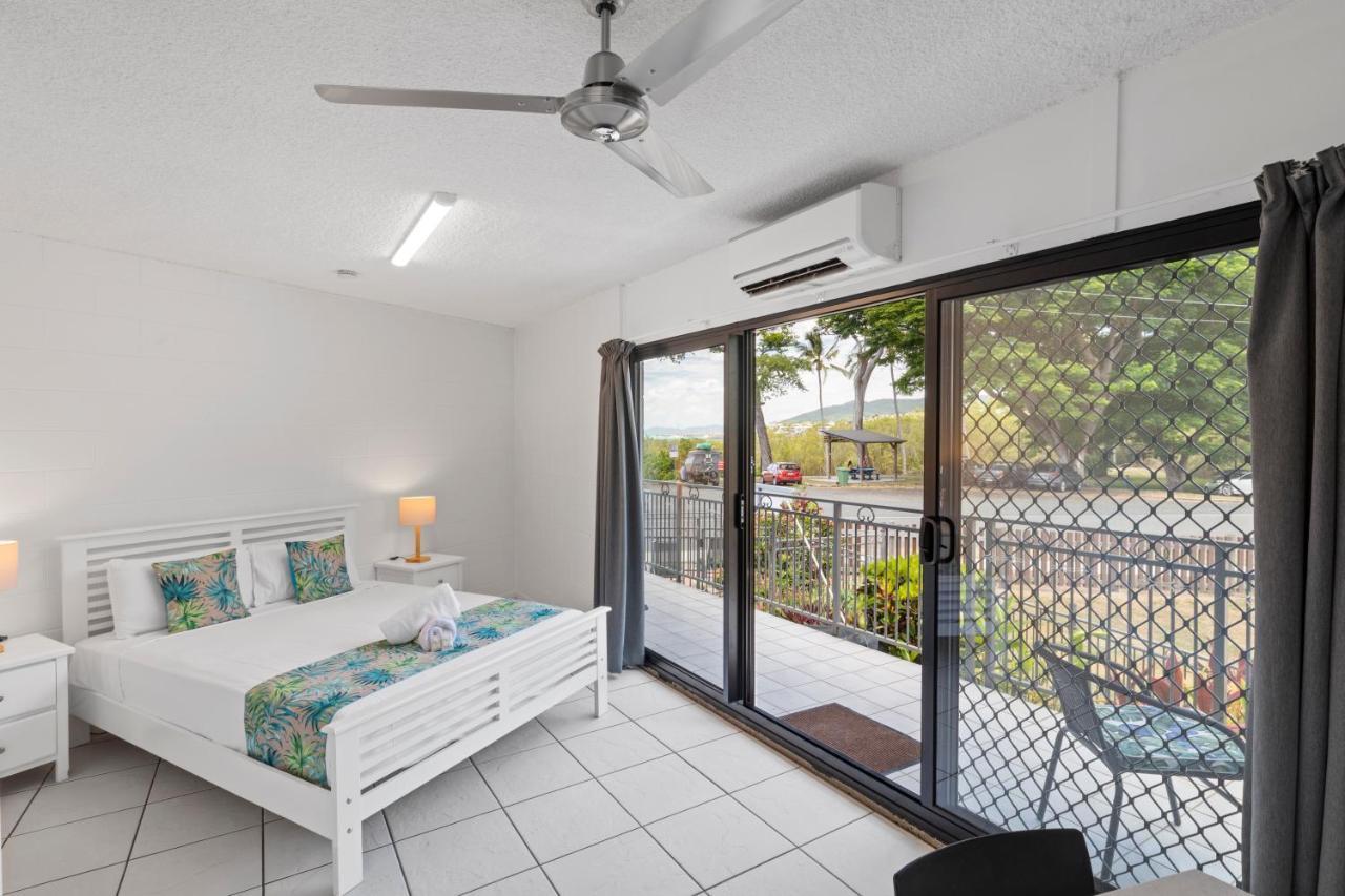 Whitsunday Waterfront Apartments Airlie Beach Luaran gambar